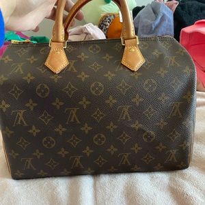 Authentic Louis Vuitton Speedy 30 Monogram with matching wallet